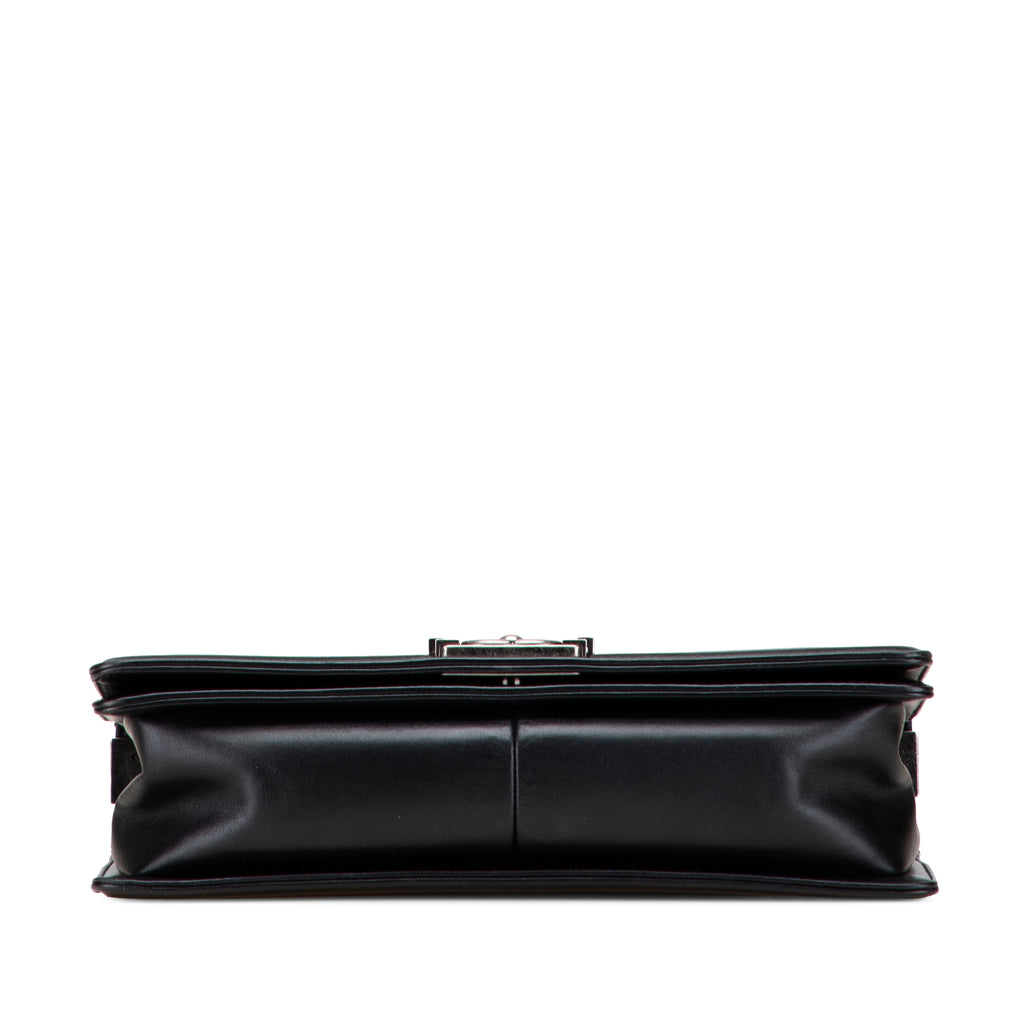 Chanel Medium Chevron Calfskin Boy Flap