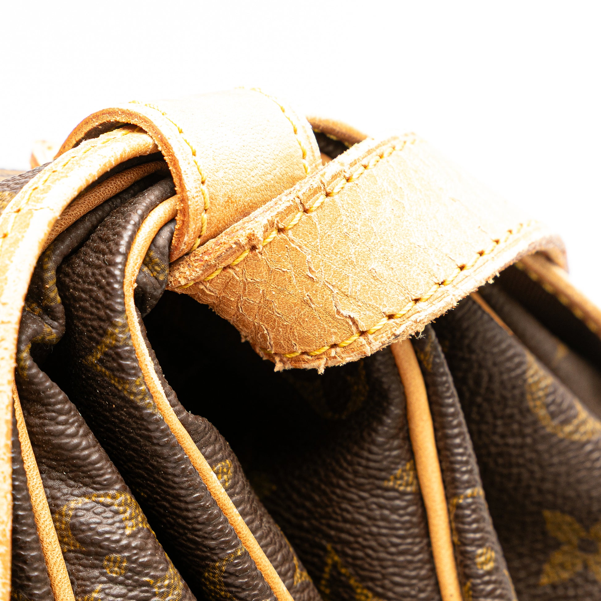 Louis Vuitton Monogram Saumur 35