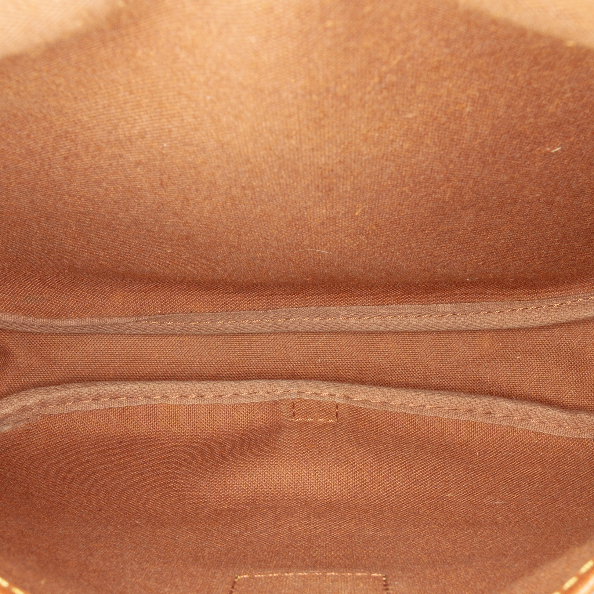 Louis Vuitton Monogram Saumur 30