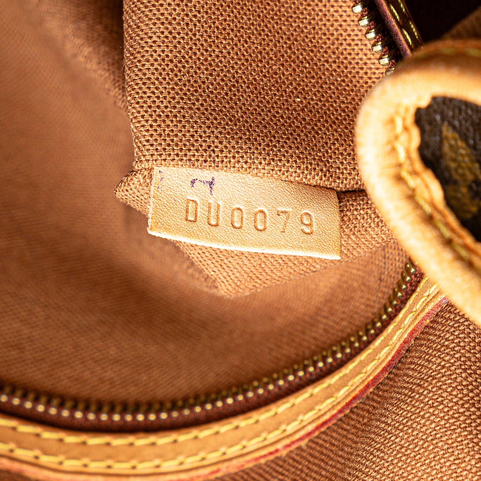 Louis Vuitton Monogram Batignolles Horizontal