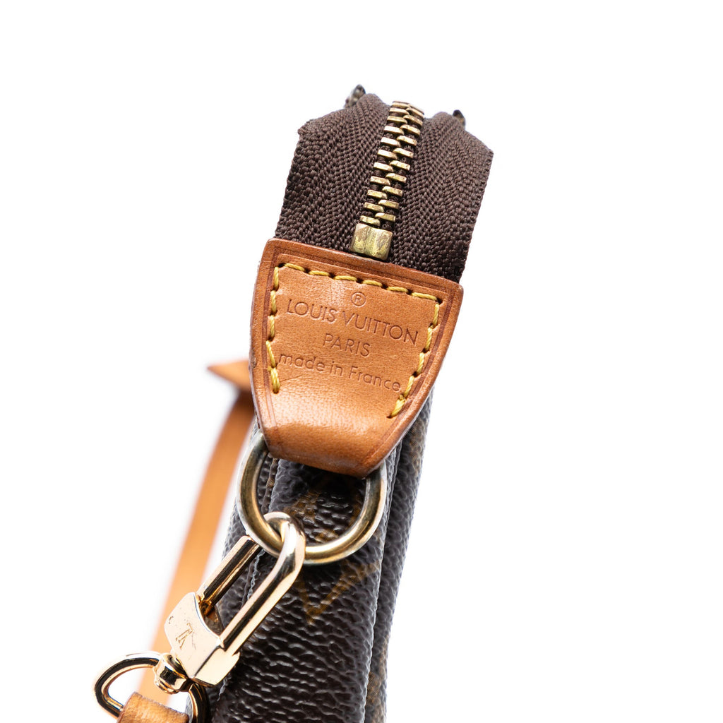 Louis Vuitton Monogram Pochette Accessoires